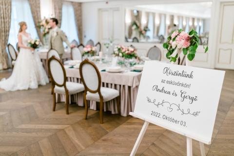 Kalligrafikus táblák, dekorációs tárgyak és esküvői kellékek – A Kredenc dekor hangulatos boltjában mindent megtalálsz, ami a nagy napod dekorációjához kellhet