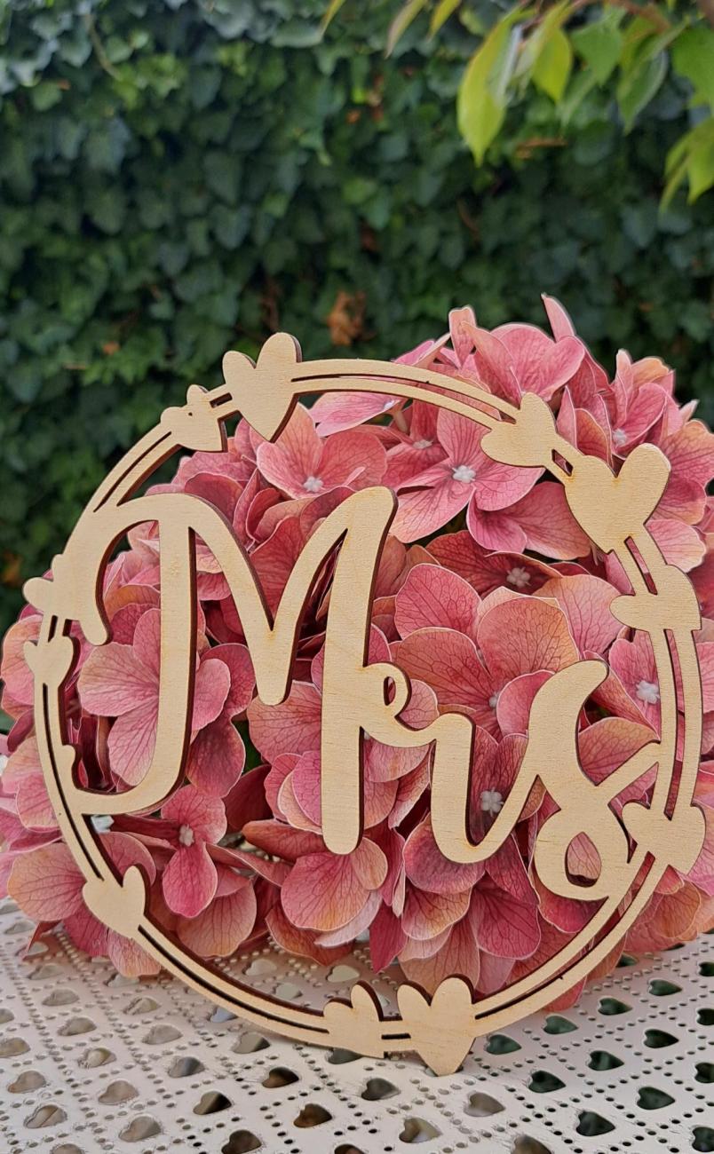 Lézervágott dekoráció