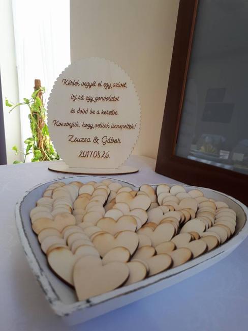 Egyedi vendégkönyvek