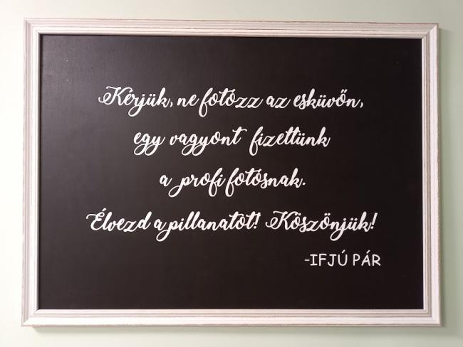" Kérjük ne fotózz..."